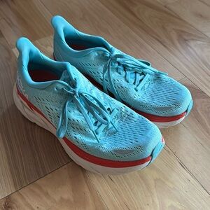 Hoka Clifton